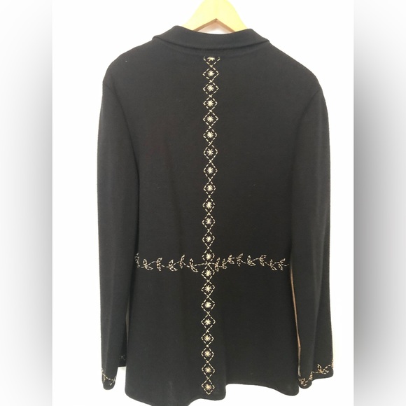 VINTAGE Wool knit blazer with embroidered pattern and lovely buttons - Picture 4 of 4